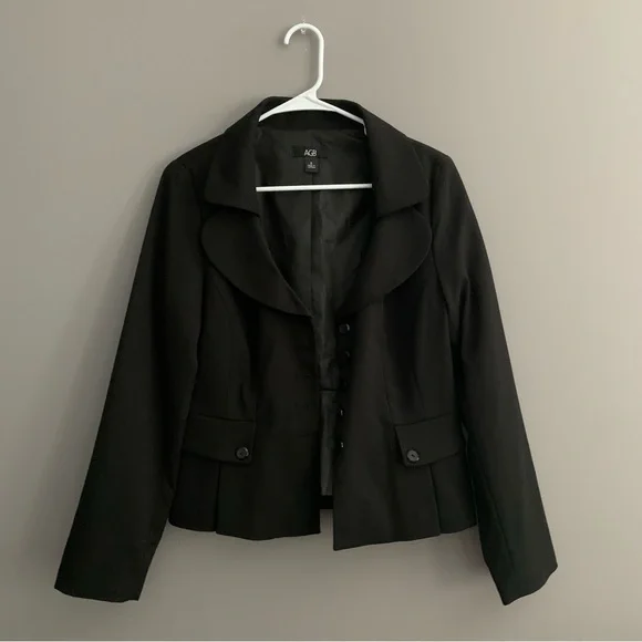 AGB Size 6 Black Blazer - Picture 5 of 12